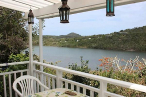 Candelabra Cottage Perched on the Wild Coast